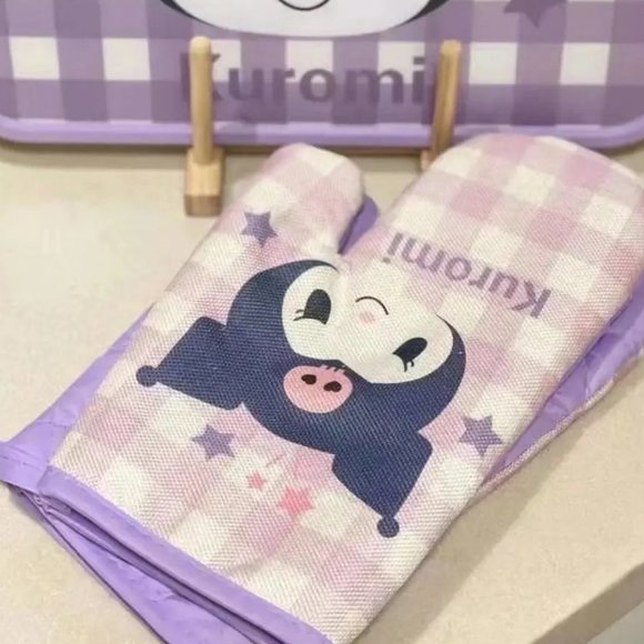 Hello Kitty & Kuromi Baking Gloves Retro Vintage Checkered Hearts 2 Gloves Pair - Picture 3 of 8